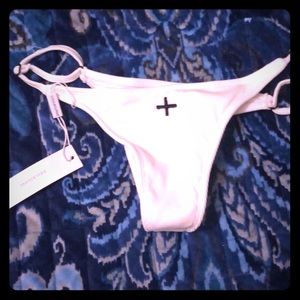 New Coulbourne Siren skimpy bottoms Large
